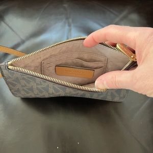 Michael Kors Wristlet